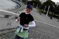 2009.04.05 22:01  はなふう "昨日、みなとみらいランニングの夢が叶いました♪うっふふん♪楽しかったです。コンチのカマボコバックに！"