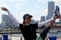 2009.04.05 22:01  はなふう "昨日、みなとみらいランニングの夢が叶いました♪うっふふん♪楽しかったです。大桟橋でストレッチ♪"